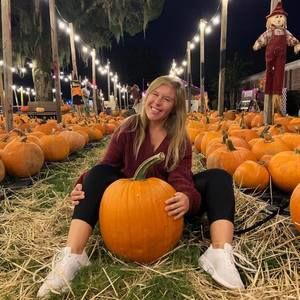 Meet your Posher, Ashley